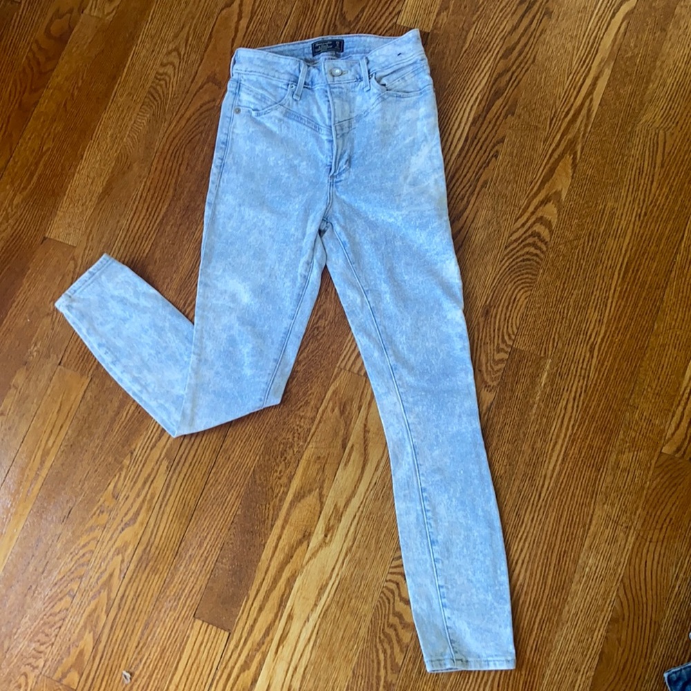 abercrombie and fitch jeans